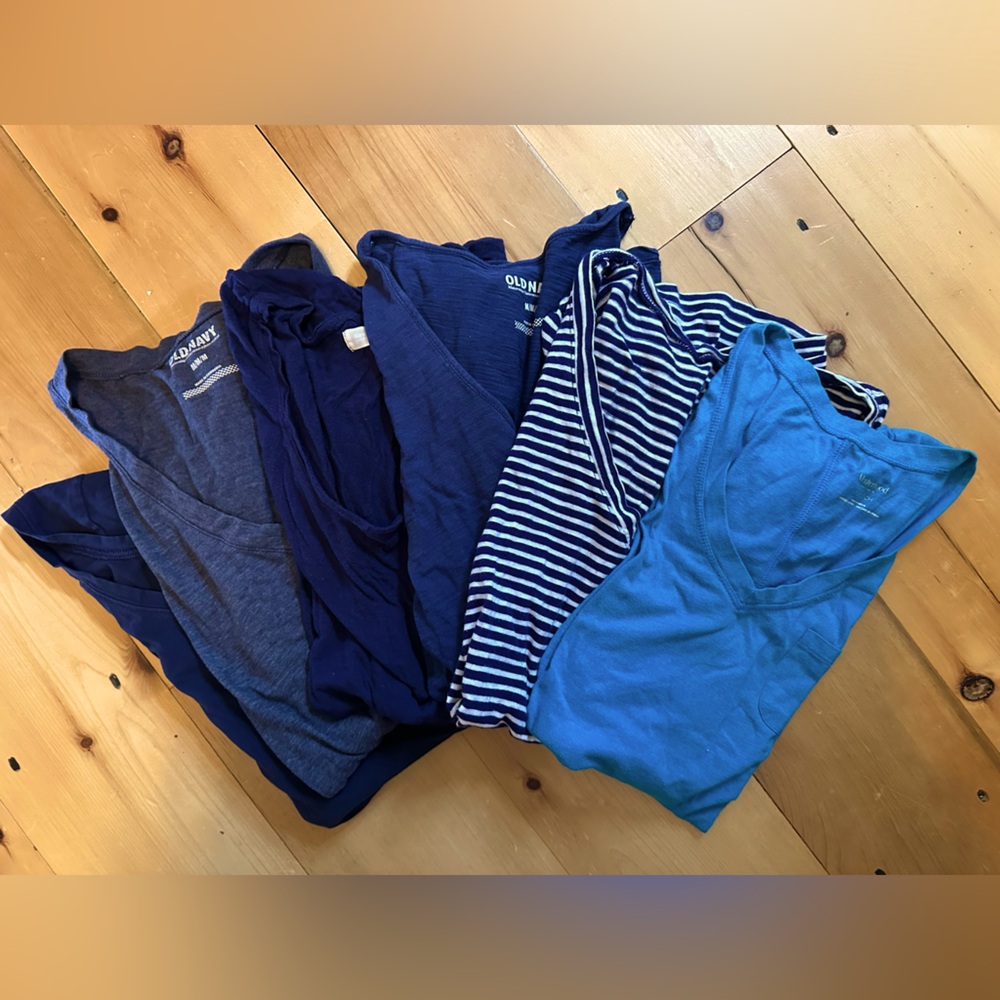 LOT of 6 blue Maternity T-Shirts